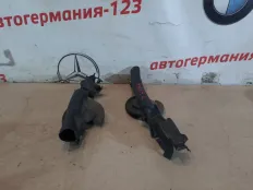 Уплотнитель капота BMW 320 2012 51767255804 F30 N20B20B
