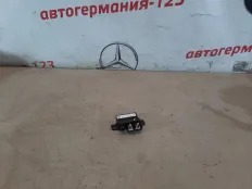 Реле Mercedes GLA180 2015 A0009822023 X156 270.910