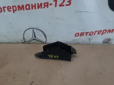 Кронштейн Mercedes A180 2013 A2466260200 W176 270.910