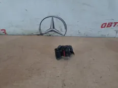 Замок капота Mercedes E320 2003 A2198800160 W211 112.949