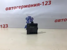 Блок комфорта Mercedes E250 2010 A2129004202 C207 271.860, левый