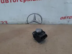 Джойстик Mercedes C200 2008 A2048707458 W204 271.950