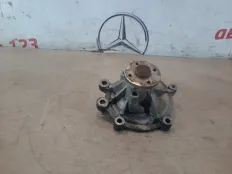 Помпа Mercedes E250 2010 A2712001001 C207 271.860