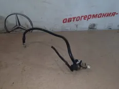 Клемма минусовая Mercedes E250 2010 A0009050254 C207 271.860