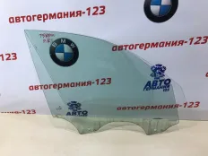 Стекло двери BMW X3 2012 51337347646 F25 N20B20A, переднее правое
