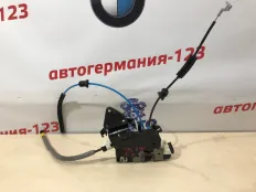 Замок двери Mercedes C180 2012 A2047302835 W204 271.820, задний правый