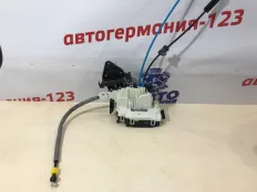 Замок двери Mercedes C200 2011 A2047600170 W204 271.860, задний левый