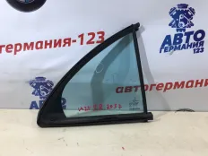 Форточка двери Mercedes E320 2003 A2117300655 W211 112.949, задняя правая