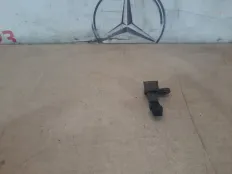 Датчик положения коленвала Mercedes A180 2013 A2709051200 W176 270.910