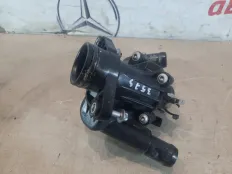 Корпус термостата Mercedes GLA180 2015 A2702002200 X156 270.910