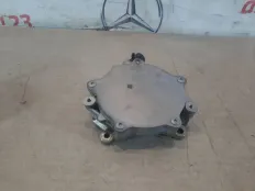 Вакуумный насос тормозов Mercedes A180 2013 A2701800901 W176 270.910