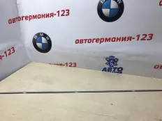 Молдинг двери Mercedes C200 2008 A2047200180 W204 271.950, передний левый