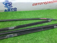 Молдинг стекла BMW X5 2007 51337207841 E70