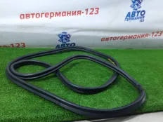 Уплотнитель багажника BMW 116 2013 51767329195 F20 N13B16
