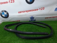 Уплотнитель двери BMW X1 2011 51722993435 E84 N46B20BD, передний