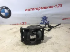 Суппорт тормозной Mercedes A180 2013 A0004216781 W176 270.910, передний левый