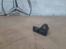Датчик давления воздуха Mercedes A180 2013 A0091532228 W176 270.910