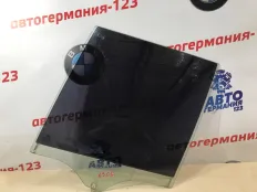 Стекло двери BMW X5 2006 51348402571 E53 N62B44A, заднее левое