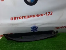 Пыльник крыла Mercedes E350 2010 A2128890125 W212 642.850D, передний левый