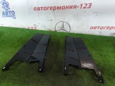 Накладка двери Mercedes A180 2018 A1767220200 W176 270.910