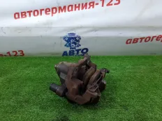 Суппорт тормозной Mercedes C200 2008 A2044230181 W204 271.950, задний левый