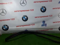Уплотнитель двери Mercedes E320 2003 A21169701519B56 W211 112.949, передний