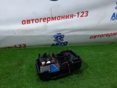 Блок предохранителей Mercedes C220 2015 A2059068501 W205 651.921