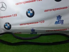 Уплотнение двери Mercedes E320 2003 A21169703519B56 W211 112.949, заднее