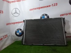 Радиатор охлаждения двигателя Mercedes C220 2015 A0995007303 W205 651.921