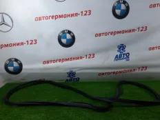 Уплотнитель багажника Mercedes C200 2011 A2047500298 W204 271.860