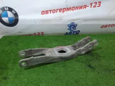 Рычаг подвески нижний Mercedes C220 2015 A2053523300 W205 651.921, задний левый
