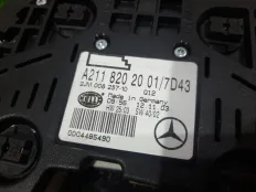 Плафон Mercedes E320 2003 A21182084017D43 W211 112.949