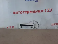 Плафон Mercedes C200 2011 A2048204901 W204 271.860