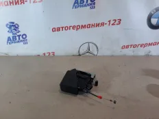 Доводчик двери Mercedes V220 2016 A4477600010 W447 651.950, задний левый