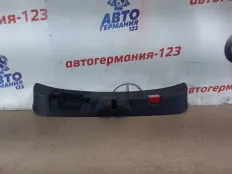 Обшивка крышки багажника Mercedes A180 2018 A1767403500 W176 270.910