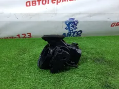 Дефлектор воздушный Mercedes C220 2015 A2058309805 W205 651.921, левый
