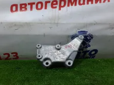 Кронштейн Mercedes C220 2015 A6510940039 W205 651.921