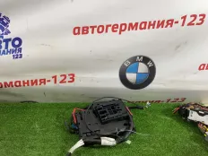 Блок предохранителей Mercedes C200 2011 A2075400150 W204 271.860