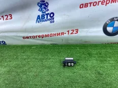 Реле Mercedes C200 2011 A0009822023 W204 271.860