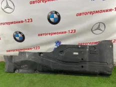 Защита антигравийная Mercedes GL450 2006 A1646100008 X164 273.923, правая