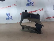 Воздуховод радиатора BMW 535 2011 51747903890 F11 N55B30A, передний правый