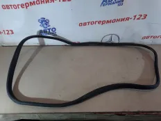 Уплотнение двери Mercedes A180 2018 A1766920176 W176 270.910, заднее