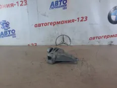 Кронштейн двигателя BMW 535 2011 22116777605 F11 N55B30A, левый