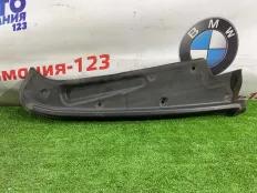 Накладка Mercedes V220 2016 A4476940825 W447 651.950, левая