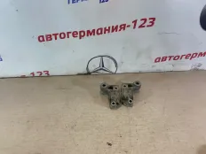 Крепление стабилизатора Mercedes E320 2007 A2113231126 W211