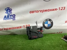 Блок предохранителей Mercedes C200 2011 A2075402750 W204 271.860
