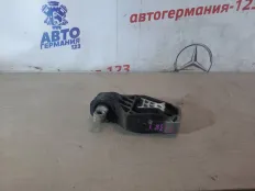 Опора двигателя Mercedes A180 2018 A2462401209 W176 270.910