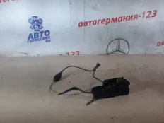 Замок капота Audi A4 2010 8K0823509A B8