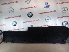 Защита антигравийная Mercedes E300 2009 A2126800409 W212 272.952, правая
