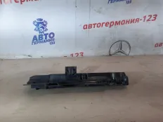 Кронштейн радиатора BMW 3 SERIES 2006 17107547455 E90, передний правый